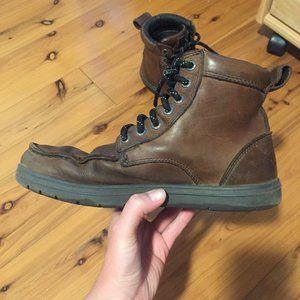 WOMEN'S WATERPROOF BOULDER BOOT